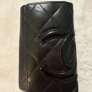 Chanel Black Quilted Wallet Kay holder